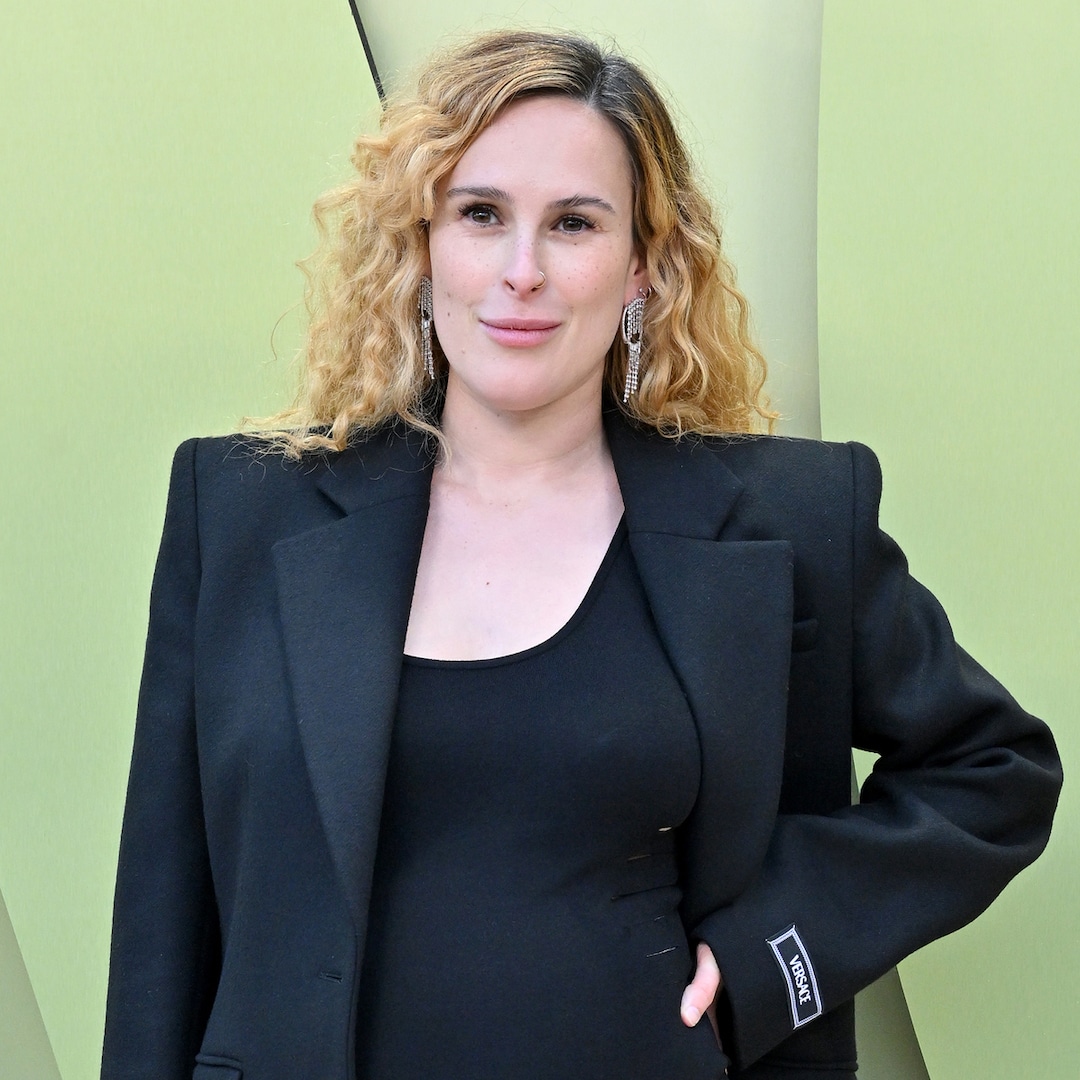  Rumer Willis Sends Message to "Nasty" Trolls After Hateful Comments 