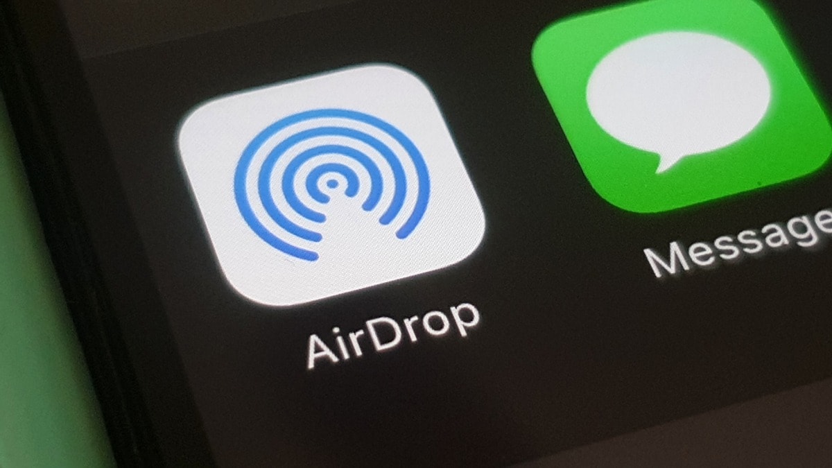 Chinese Institute Claims It Cracked Apple's AirDrop to Uncover Sender Email Addresses, Phone Numbers