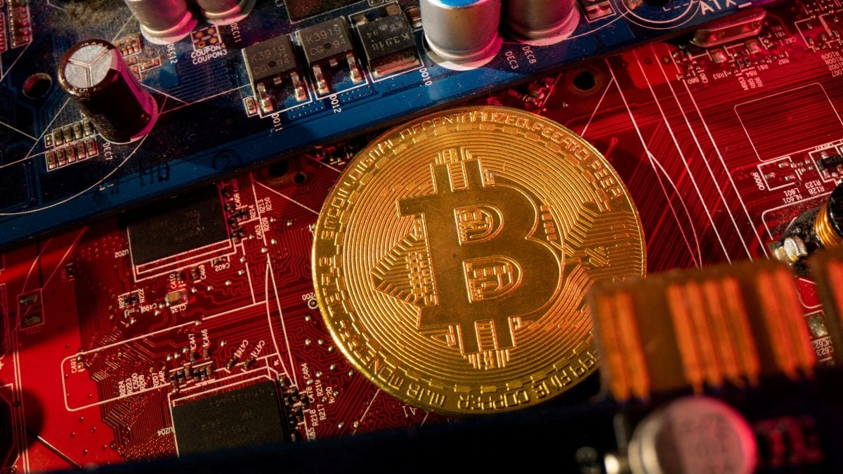Crypto Experts Weigh-In on Factors that Propelled BTC to Trade Above $40,000, a First Since May 2022