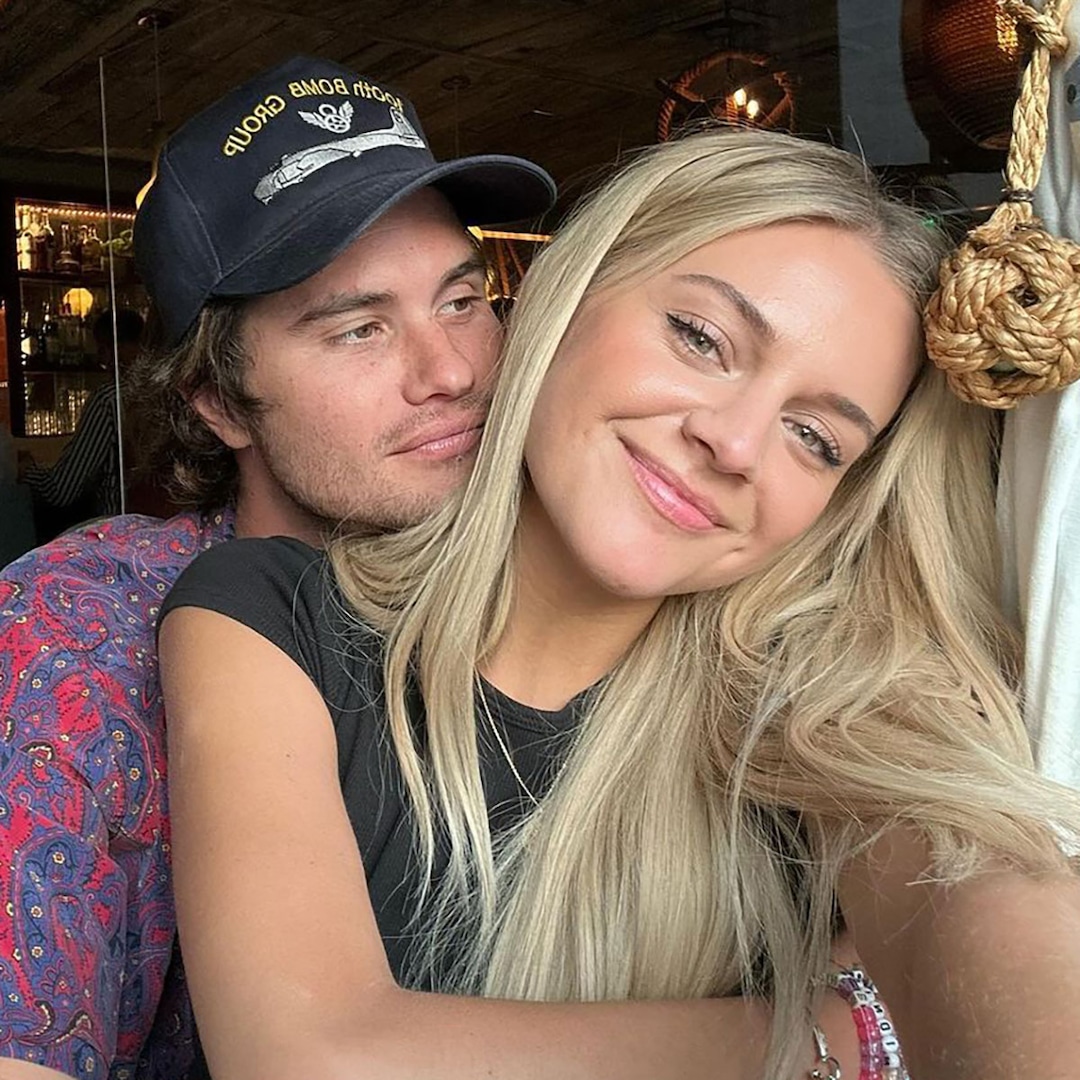  Kelsea Ballerini and Chase Stokes Celebrate First Dating Anniversary 