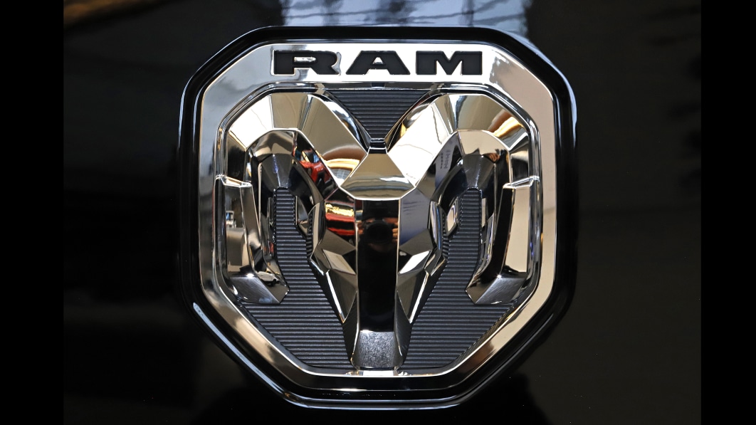 NHTSA closes probe into Dodge, Ram rotary gear shifters without a recall