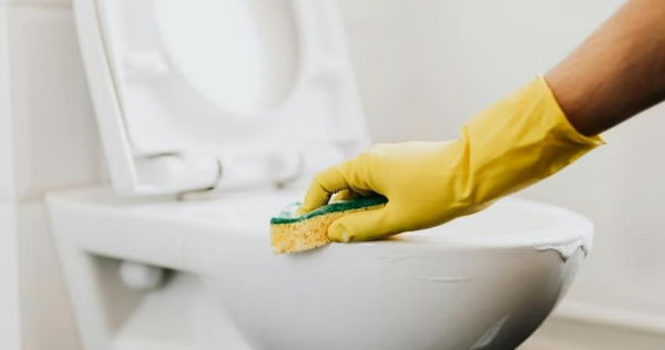 $580 toilet cleaning course draws ridicule, but SkillsFuture and NEA say training 'essential' for cleaners
