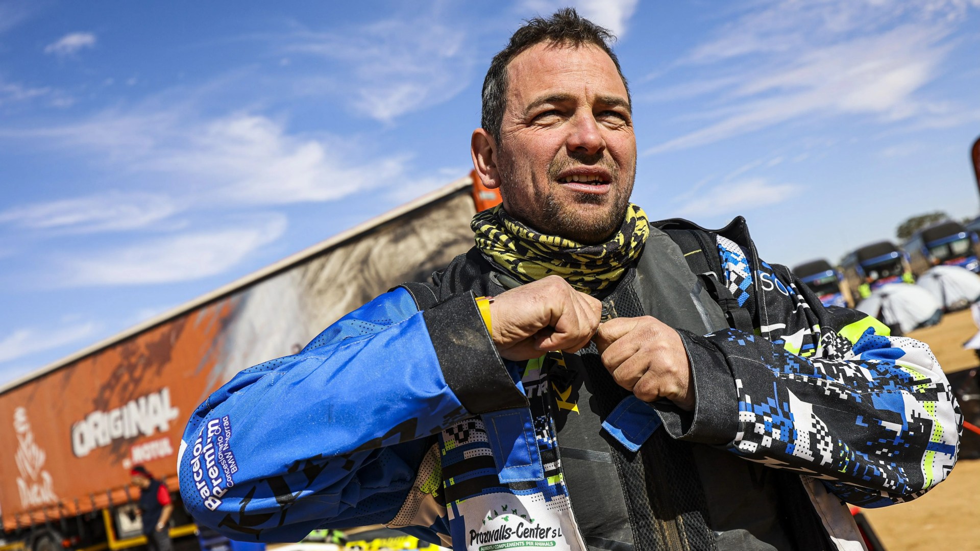 Carles Falcon dead aged 45: Spanish motorcyclist passes away after suffering horror crash during Dakar Rally