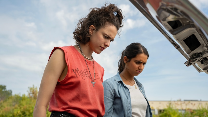 Drive-Away Dolls is the hilarious lesbian road movie we all needed, starring Geraldine Viswanathan and Margaret Qualley