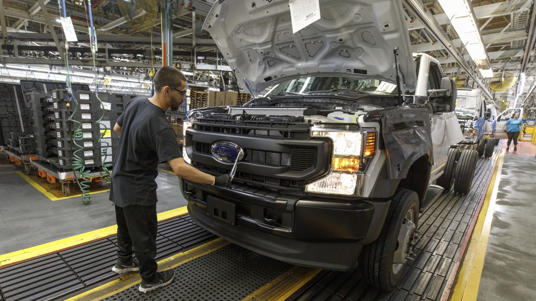 Ford's Farley strongly hints that future models might not be built in UAW plants