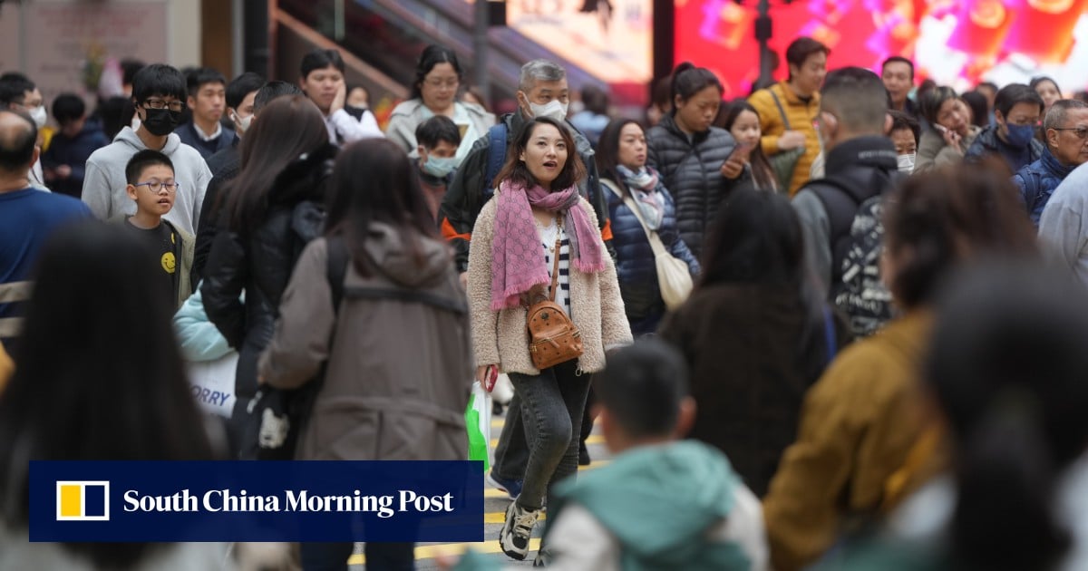 Hong Kong told to brace itself for big temperature swings over next few days