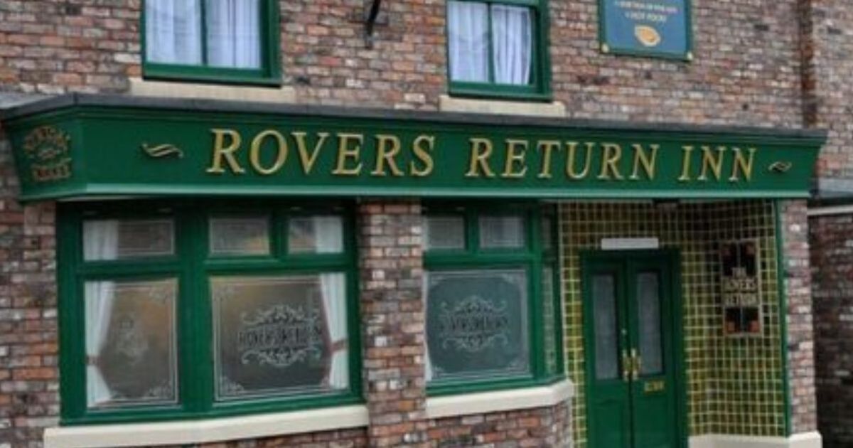ITV Coronation Street favourite 'set to appear' in Celebrity Big Brother as 'frontrunner'