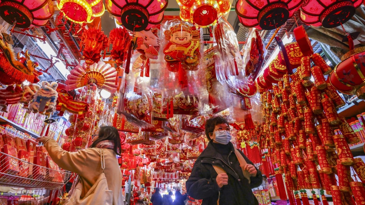 Rise in Hong Kong flu infections expected as temperatures drop over Lunar New Year holiday, health expert warns