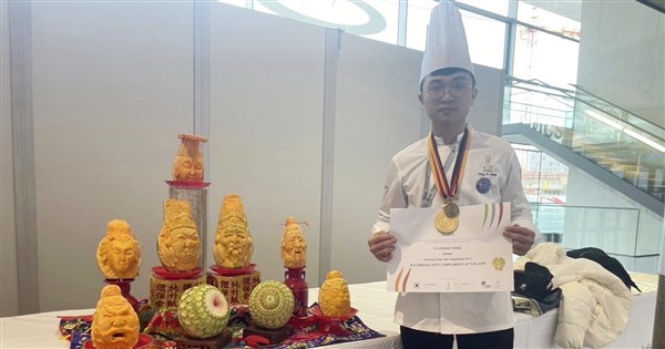 Taichung sophomore wins gold medal at world culinary arts competition