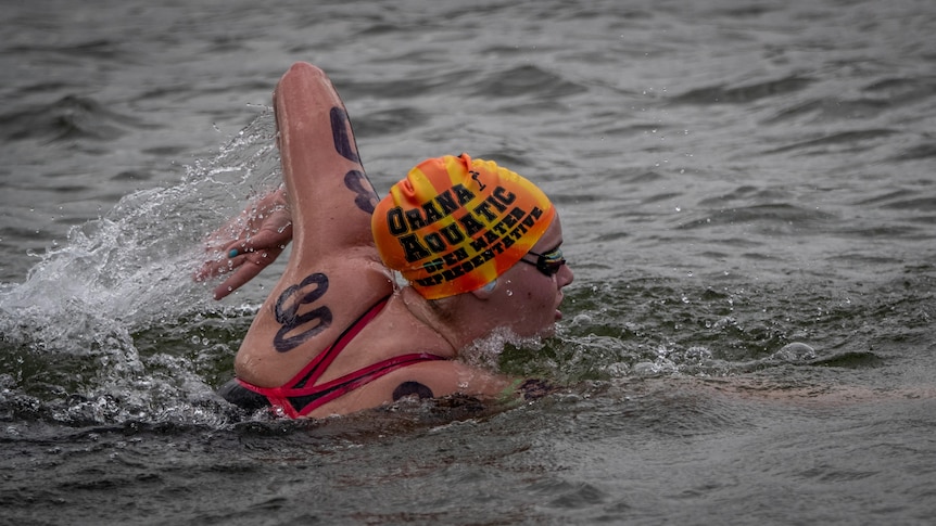 Wellington's Sam Thompson refuses to let distance keep her from her dream of ocean swimming