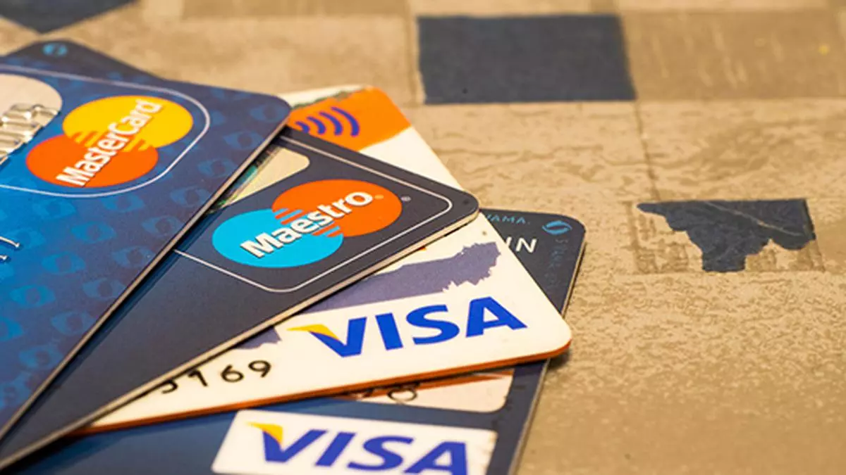 How to choose a credit card that suits your pocket