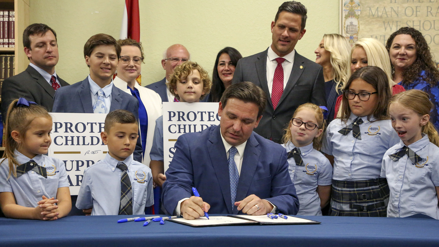 Florida teachers can discuss LGBTQ topics under 'Don't Say Gay' law, settlement says