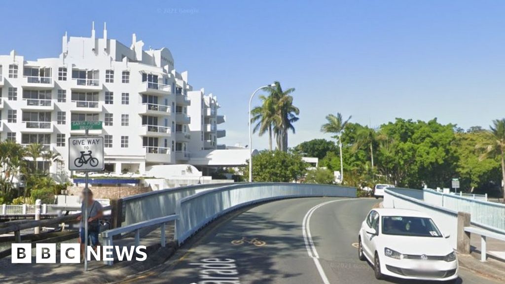 Briton dies after jumping from bridge in Australia