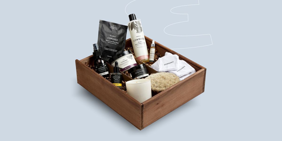 17 Best Luxury Gift Baskets for Your Favorite Woman