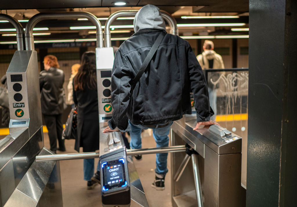 New York Deploys Hundreds of Officers in Crackdown on Subway Fare Evasion