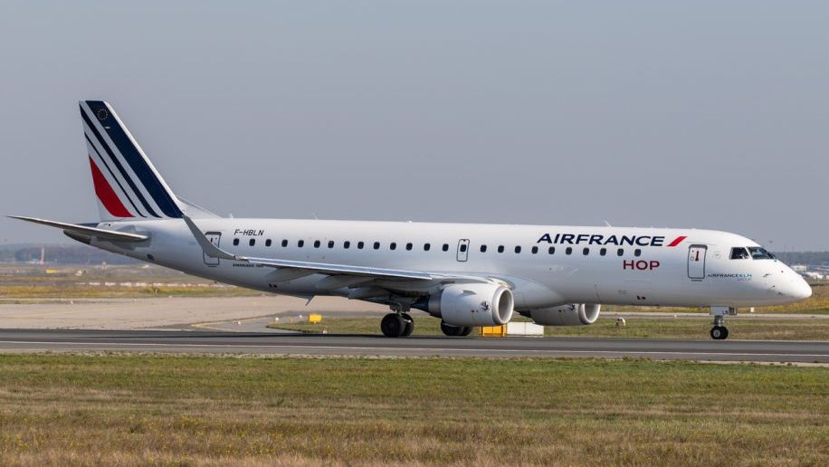 Air France to refurbish Embraer 190 cabins