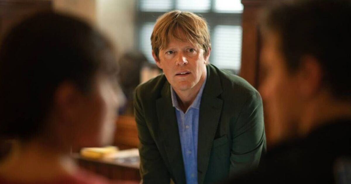 BBC Beyond Paradise's Kris Marshall reunites with Death in Paradise co-star in spin-off