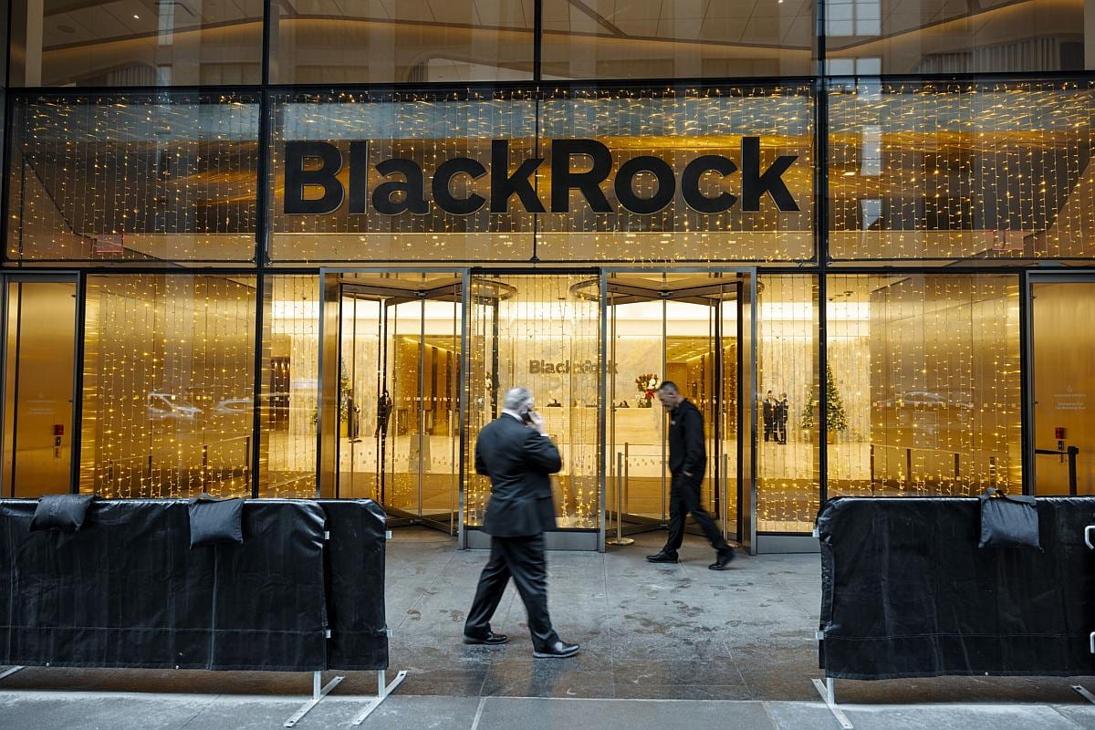 BlackRock Files With SEC to Offer Fund With Tokenization Firm Securitize