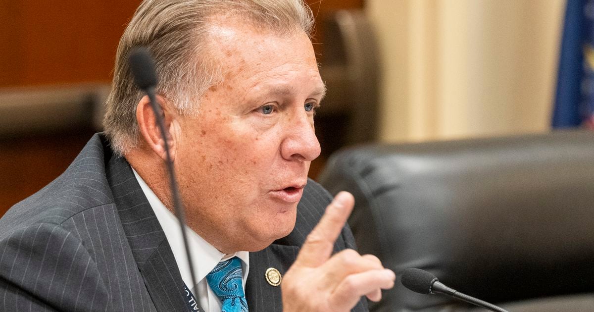 Sen. Curt Bramble is retiring from the Senate, ending a 24-year run on Capitol Hill