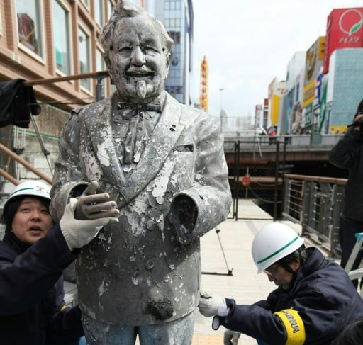 'Curse of the Colonel' KFC statue disposed of in Osaka