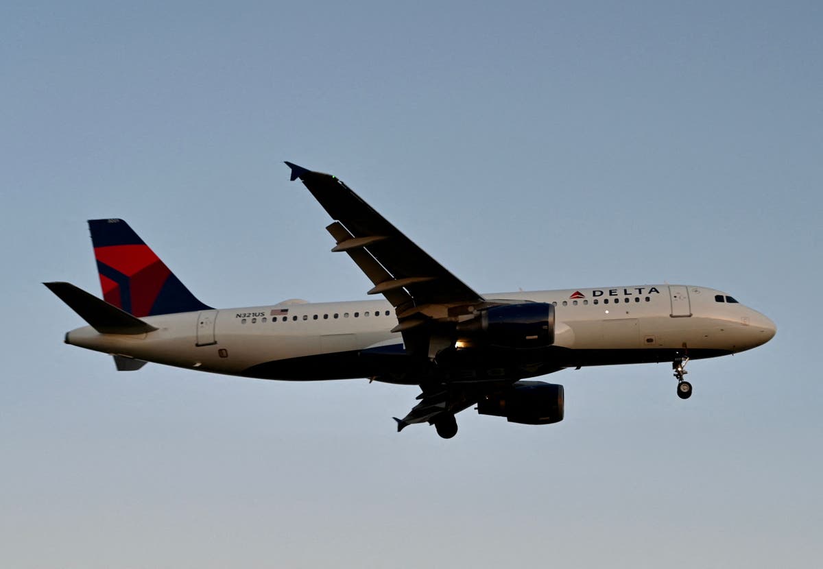 Delta Airlines pilot found over alcohol limit before New York flight from Edinburgh jailed