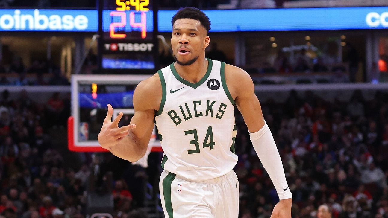 Giannis back after sitting 2 games; Middleton out