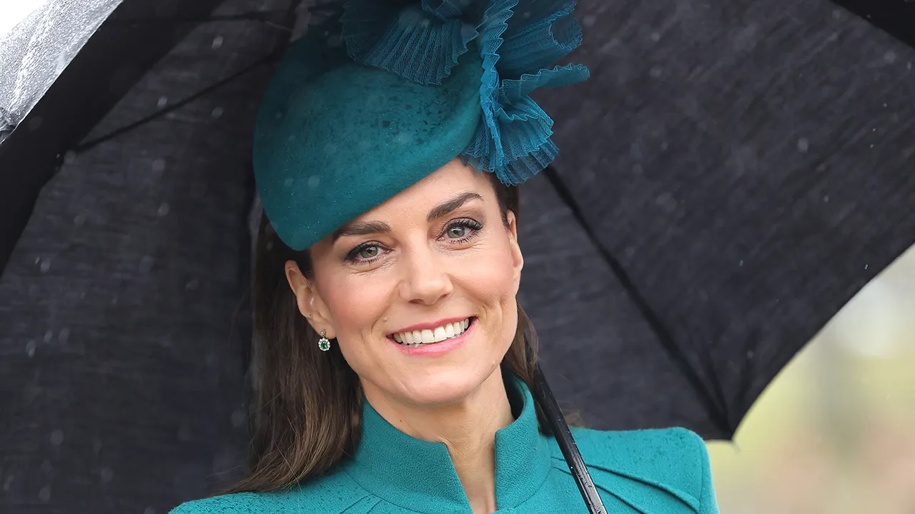 Kate Middleton apologizes for 'confusion' around edited family photo