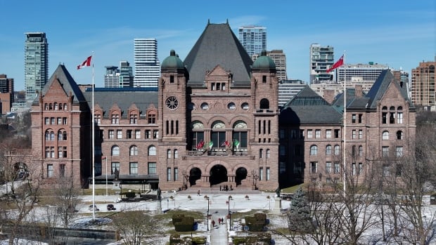 Ontario released its 2023 Sunshine List and top earner made $1.9M