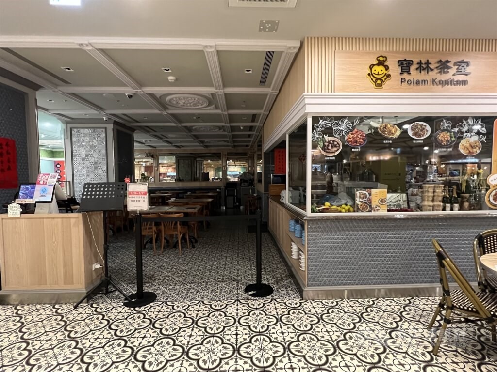 Suspected food poisoning outbreak in Taipei restaurant leaves one dead
