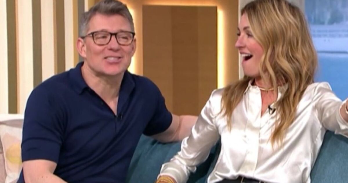 This Morning fans 'uncomfortable' as they spot Cat Deeley's awkward Ben habit