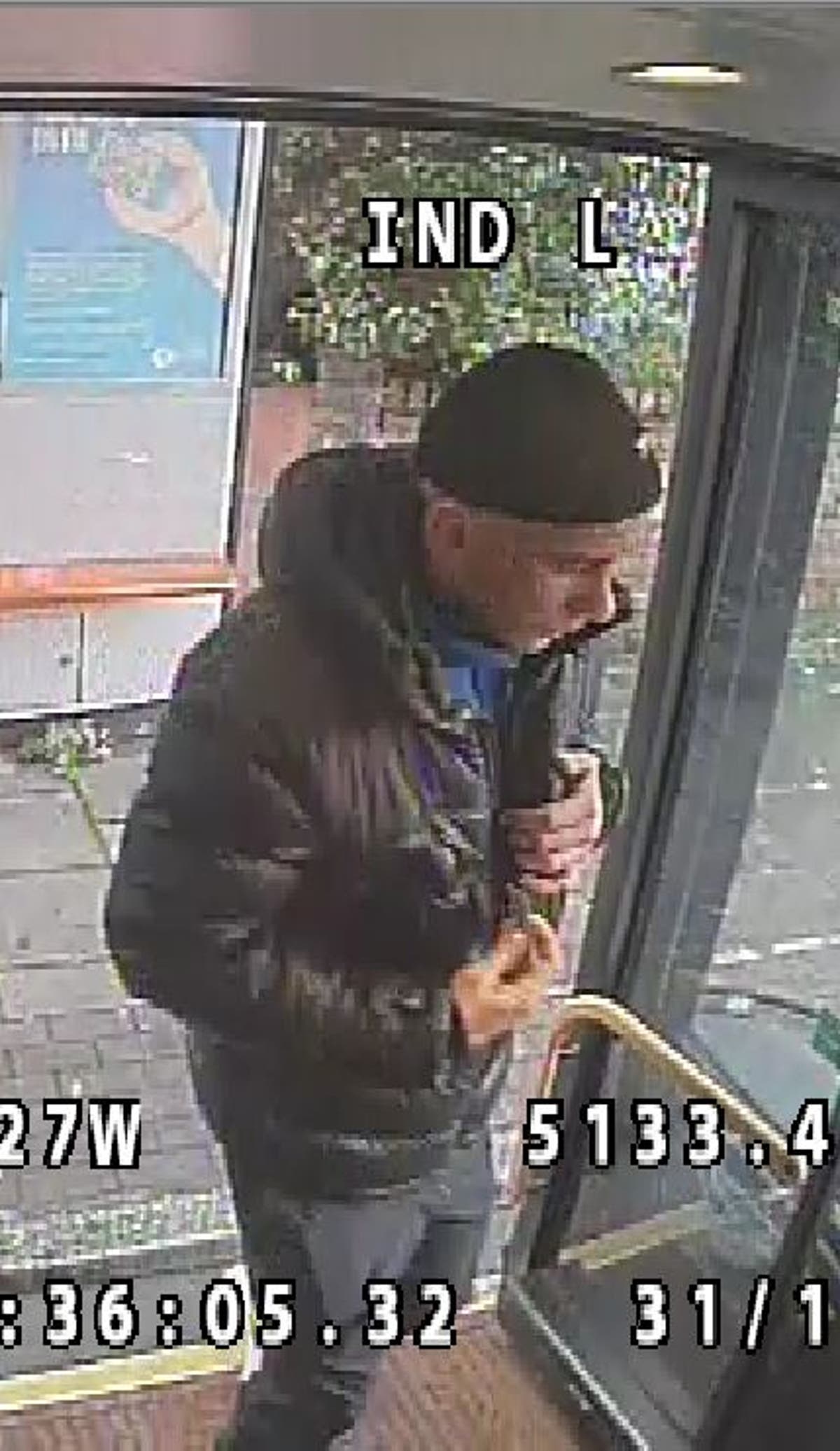 Woman seriously injured by cowardly phone robber who followed her off bus and attacked her