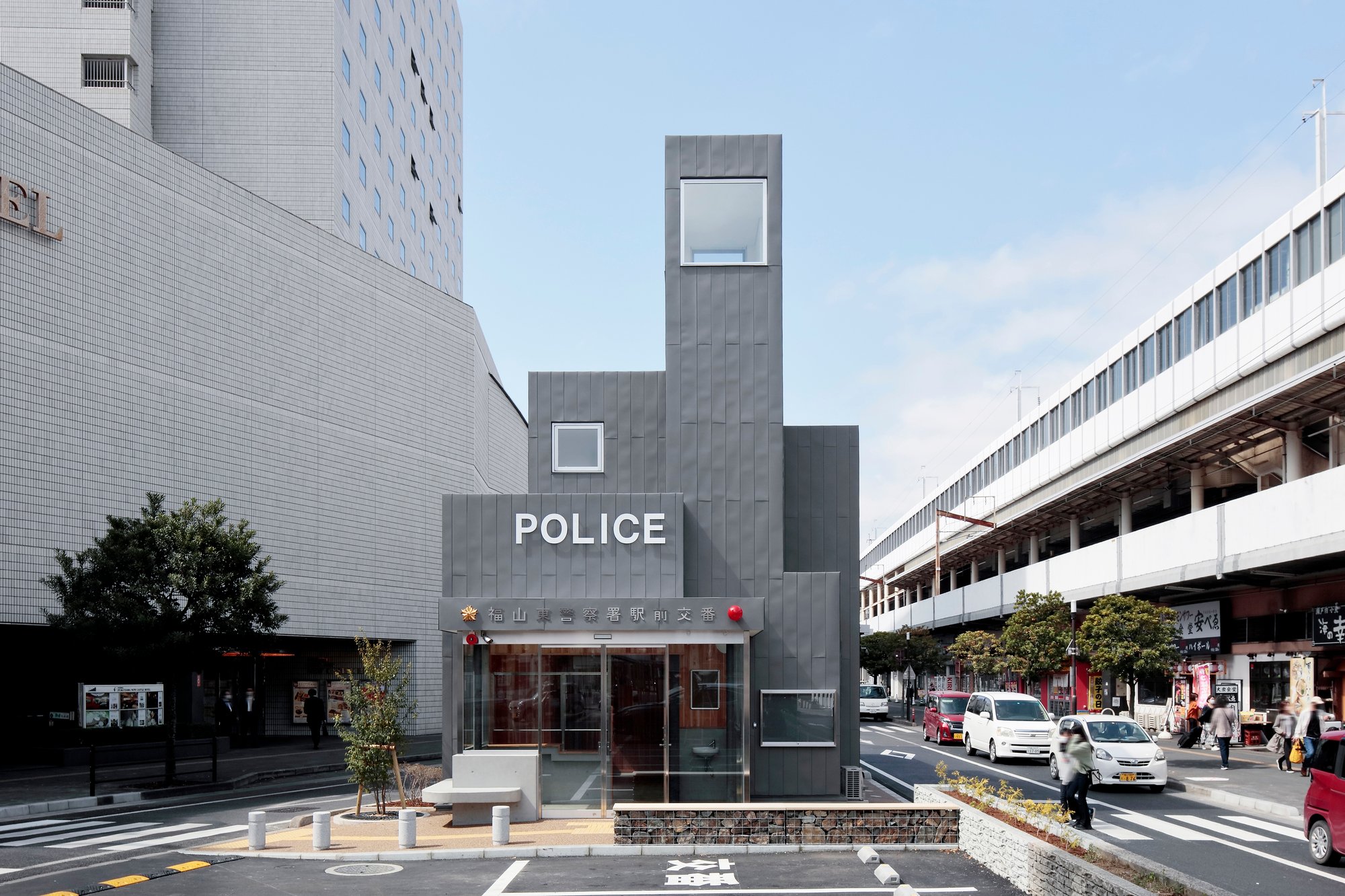 Fukuyama Higashi Police Station Ekimae KOBAN / Meguro Architecture Laboratory