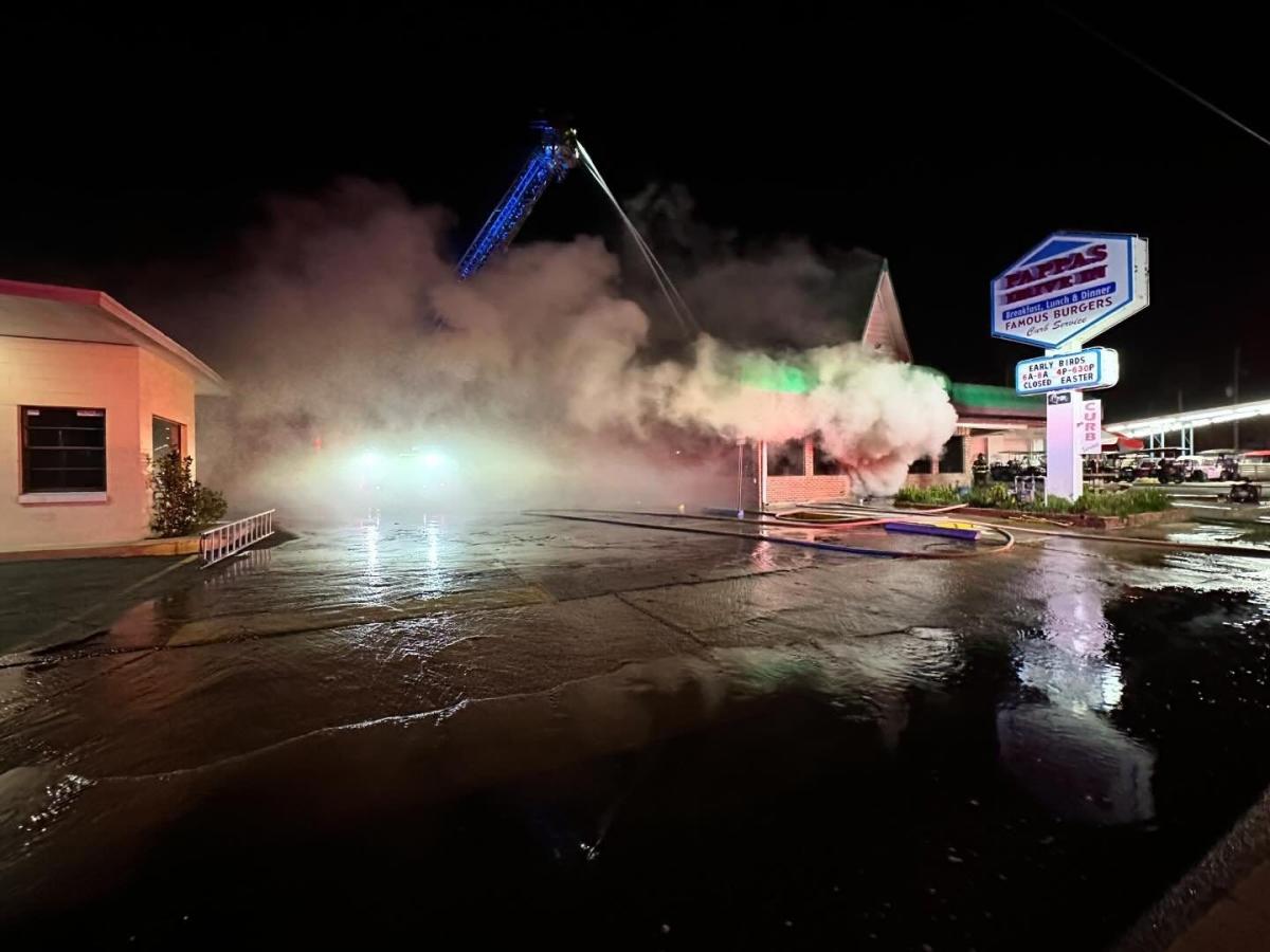 Fire destroys popular New Smyrna Beach restaurant, site of Brad Pitt movie filming. What we know