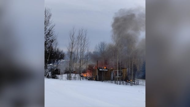 Cat Lake First Nation's nursing station burns down, leaving remote community without health-care hub