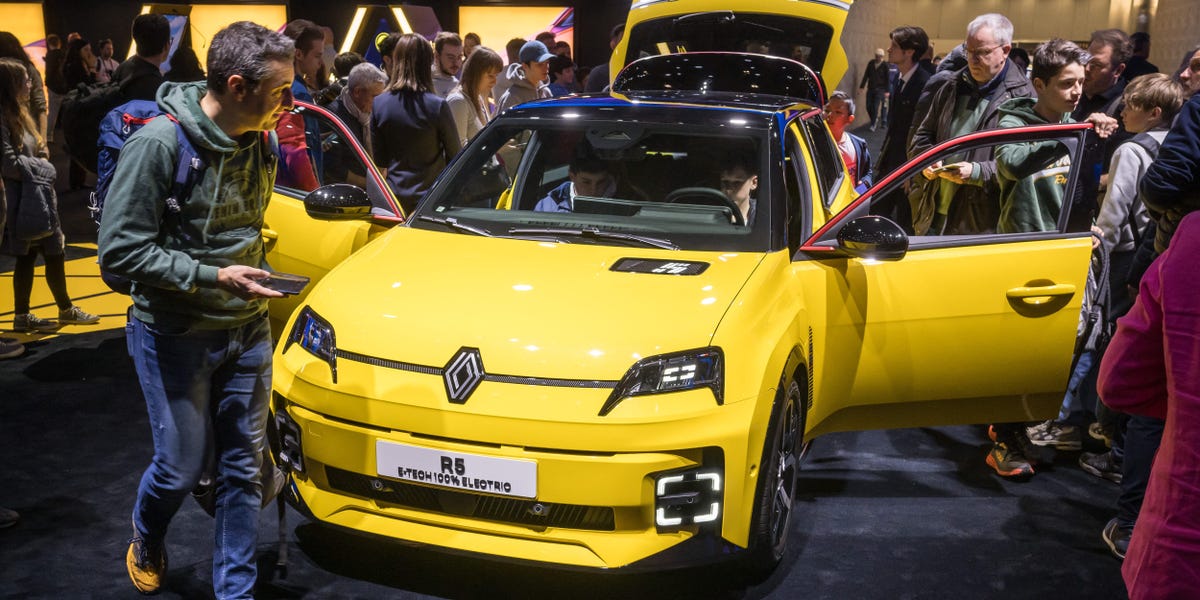 Check out these 11 cool electric cars from Renault, BYD, Lucid, and more manufacturers at this huge auto show