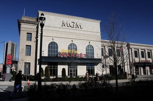 MGM Resorts reportedly exploring sale of Springfield casino