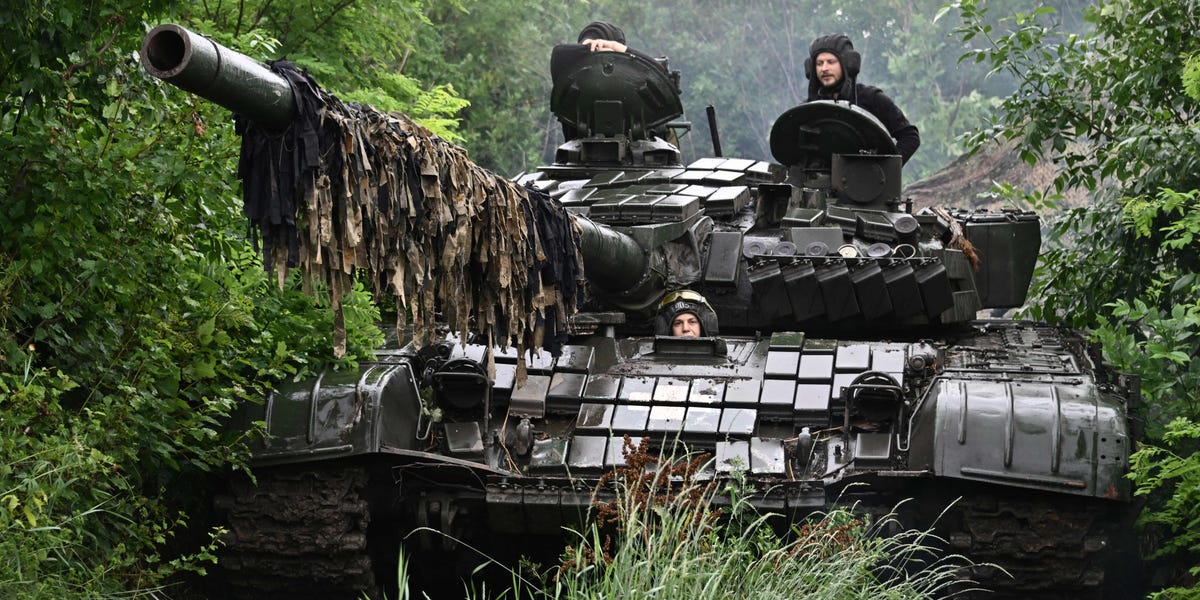 How a British tank museum is helping Ukraine to repair its Soviet-era armor