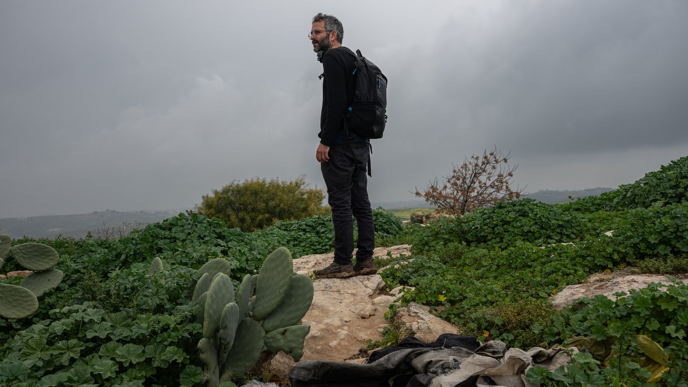 Israeli settlers step up attacks on Palestinian farms, expanding West Bank outposts