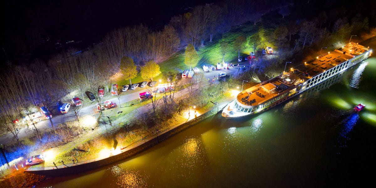 River Danube cruise ship crashed after it was 'suddenly no longer able to maneuver,' 17 passengers injured