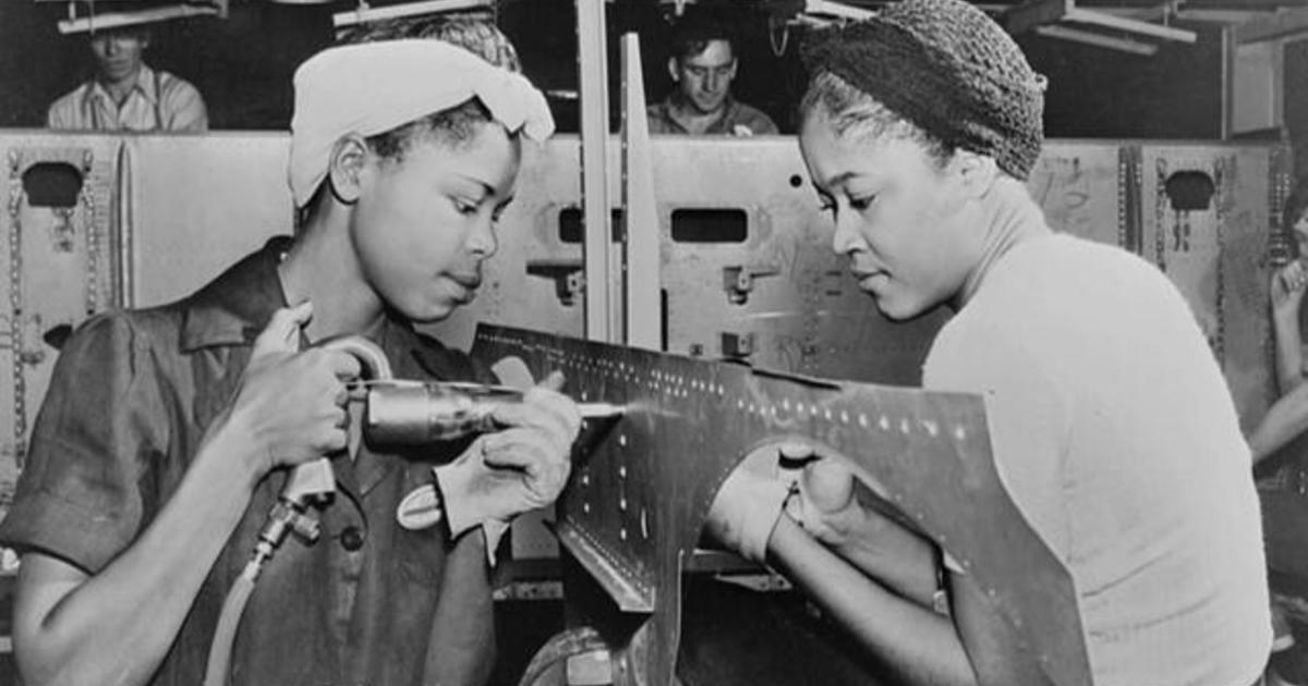 Decades after their service, "Rosie the Riveters" to be honored