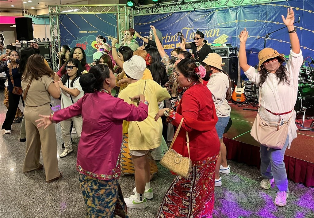 200 people attend festival in Taipei marking Indonesia's Kartini Day
