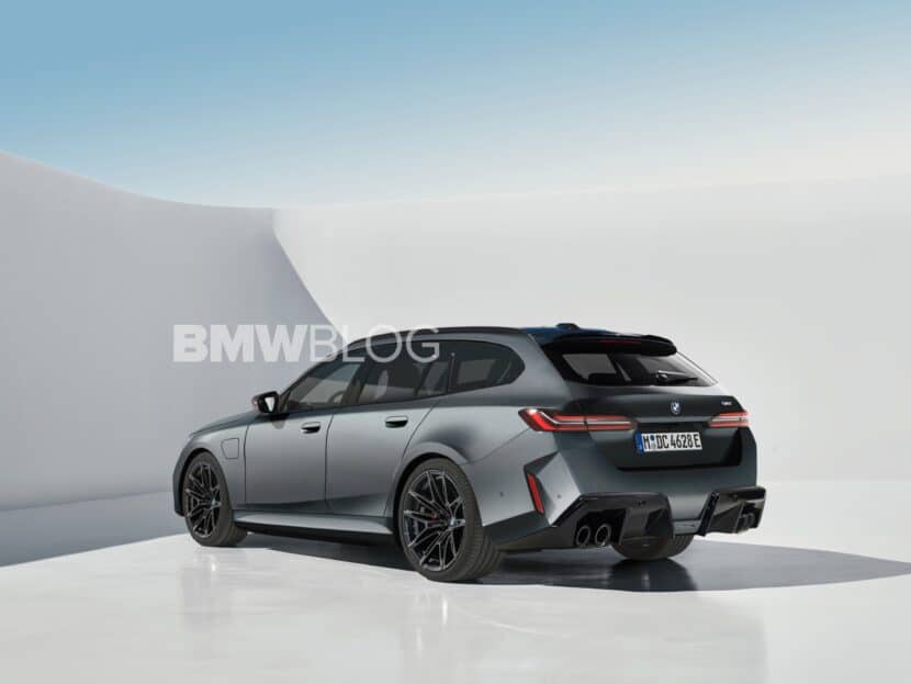 2025 BMW M5 Touring Shown To US Dealers, Promises 700+ HP