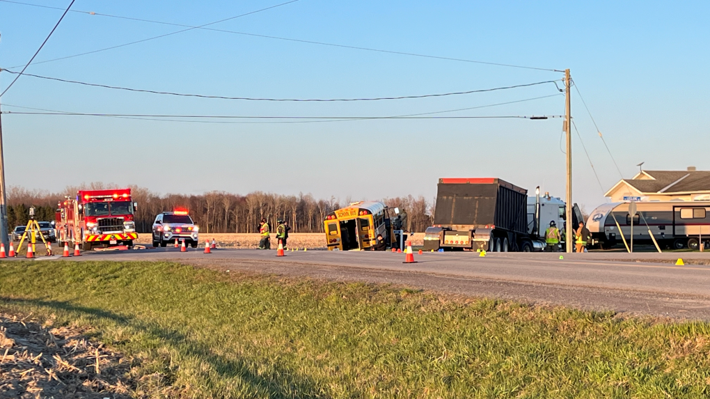 3 children injured after truck and school bus collide in Russell, Ont.