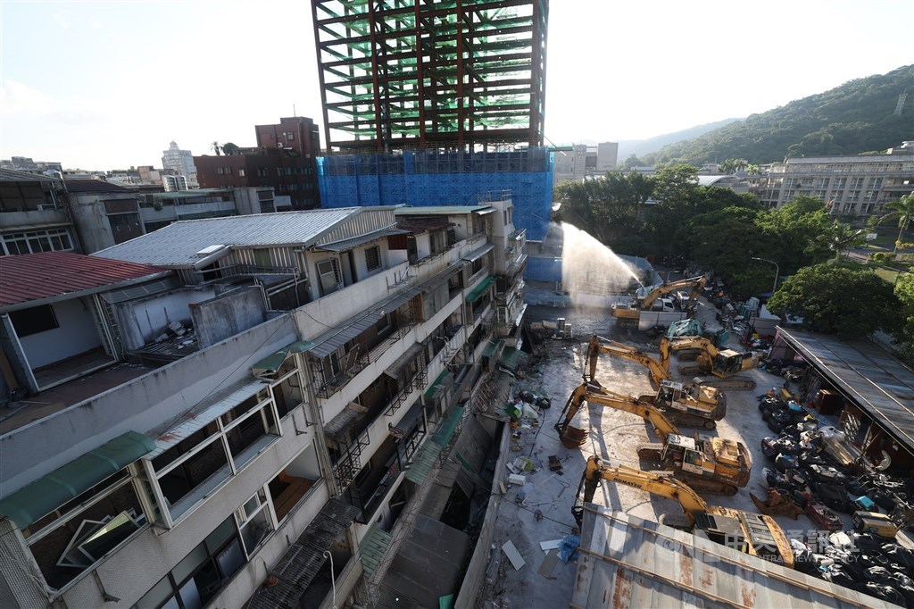 5 suspects indicted over Taipei building project