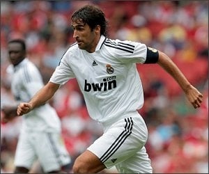 Agent: Chelsea made world record offer for Real Madrid legend Raul