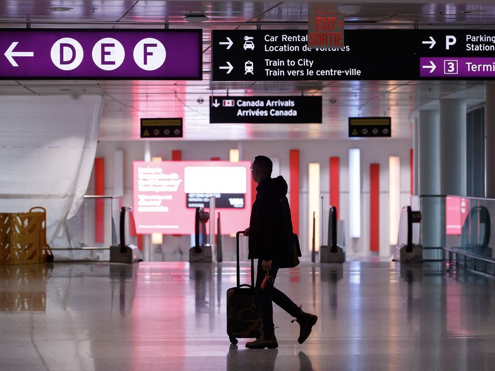 Airline caterers go on strike, affecting travellers on flights via Pearson airport