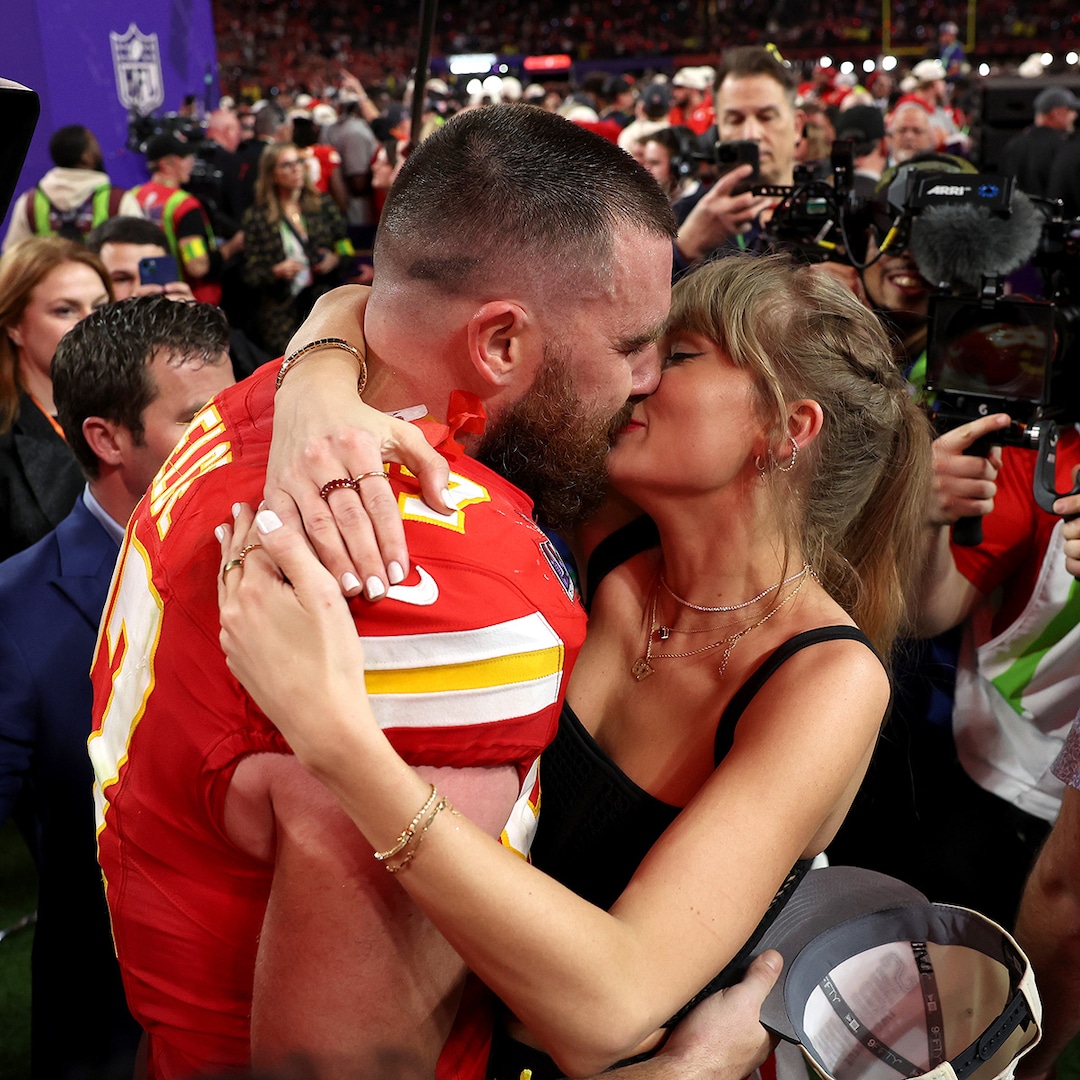  All the Nods to Taylor Swift and Travis Kelce's Romance in TTPD 