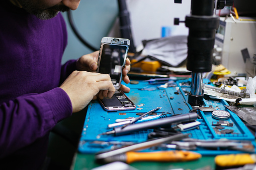 Apple will allow reuse of iPhone parts for repairs, with a notable catch