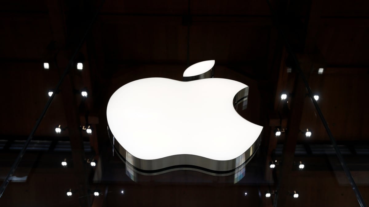 Apple Working on Search and Generative AI, Possesses Technology to Rival Google: Mark Gurman