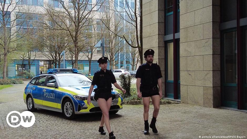 Bavarian police go pantless in uniform protest